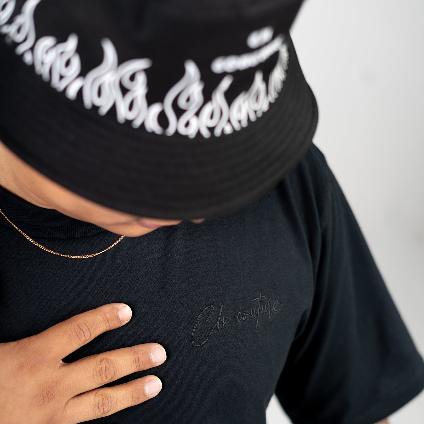 THE OVERSIZED ESSENTIALS