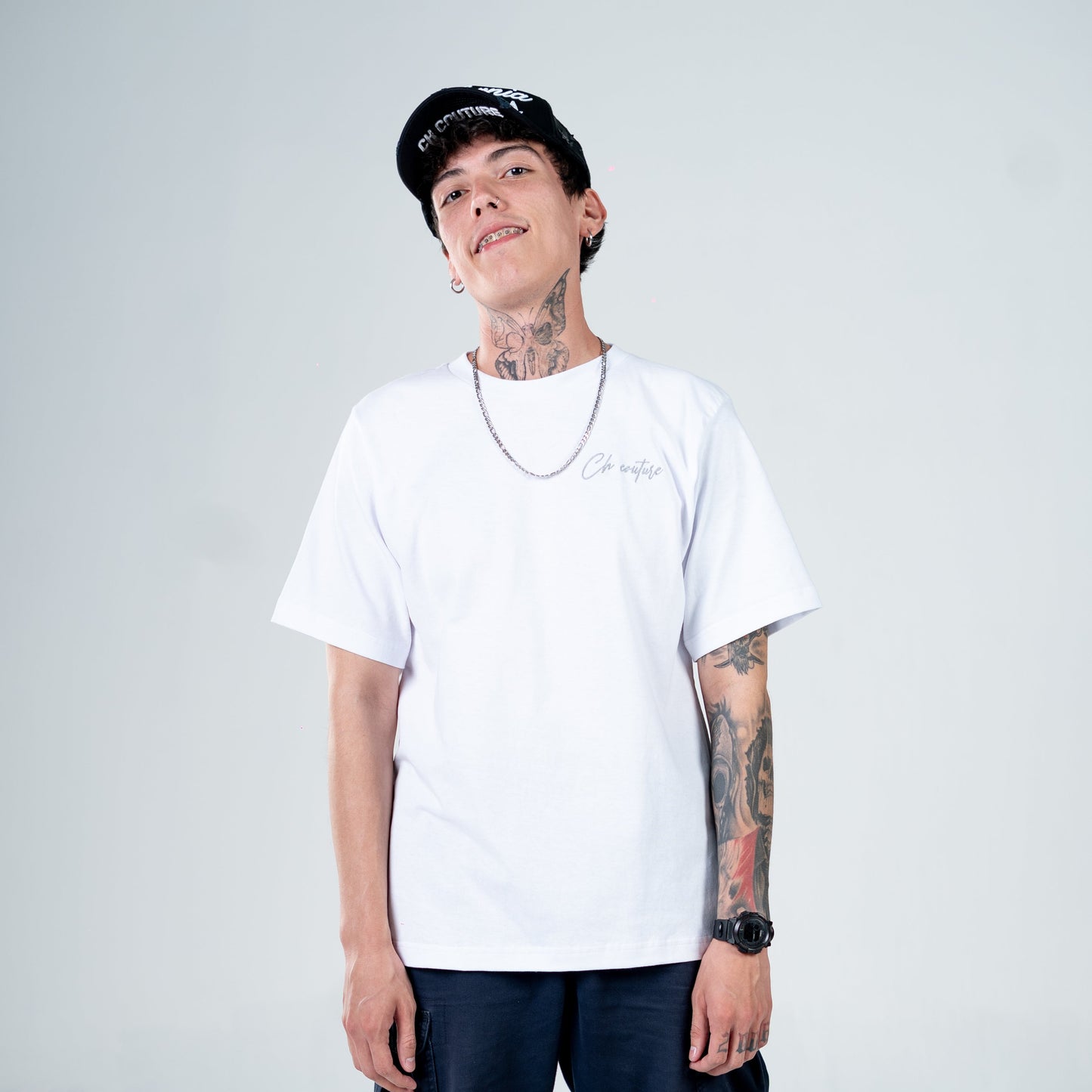 THE OVERSIZED ESSENTIALS