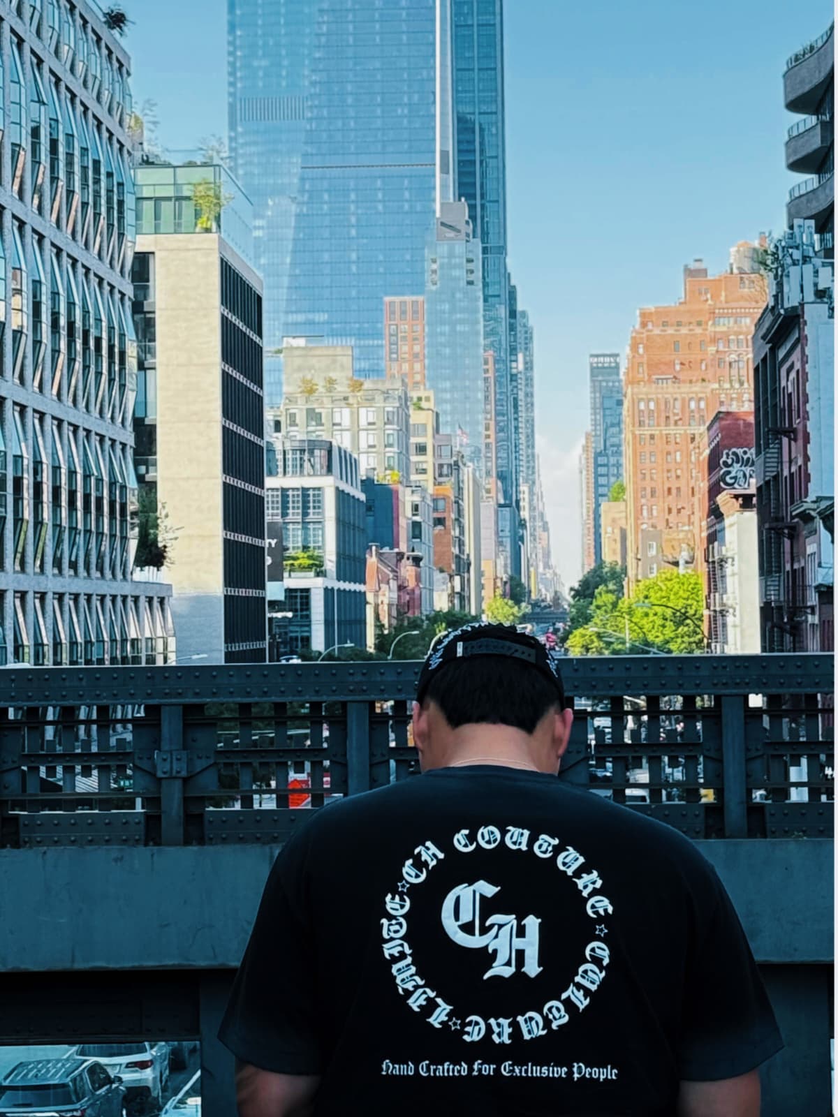 OVERSIZED FIT / THE INNER CIRCLE